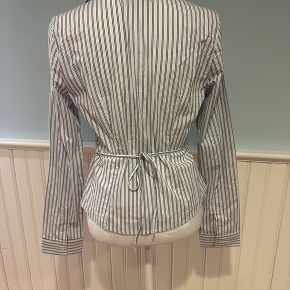 Striped Button-Up Women's Top - Picture 5 of 8